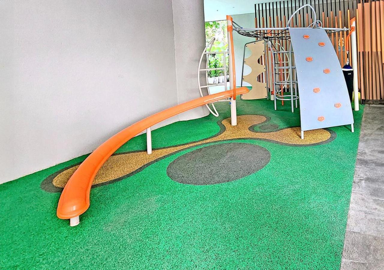 Elegant Zenity And D1mension In District 1 - Host By Thomas * TP. Hồ Chí Minh