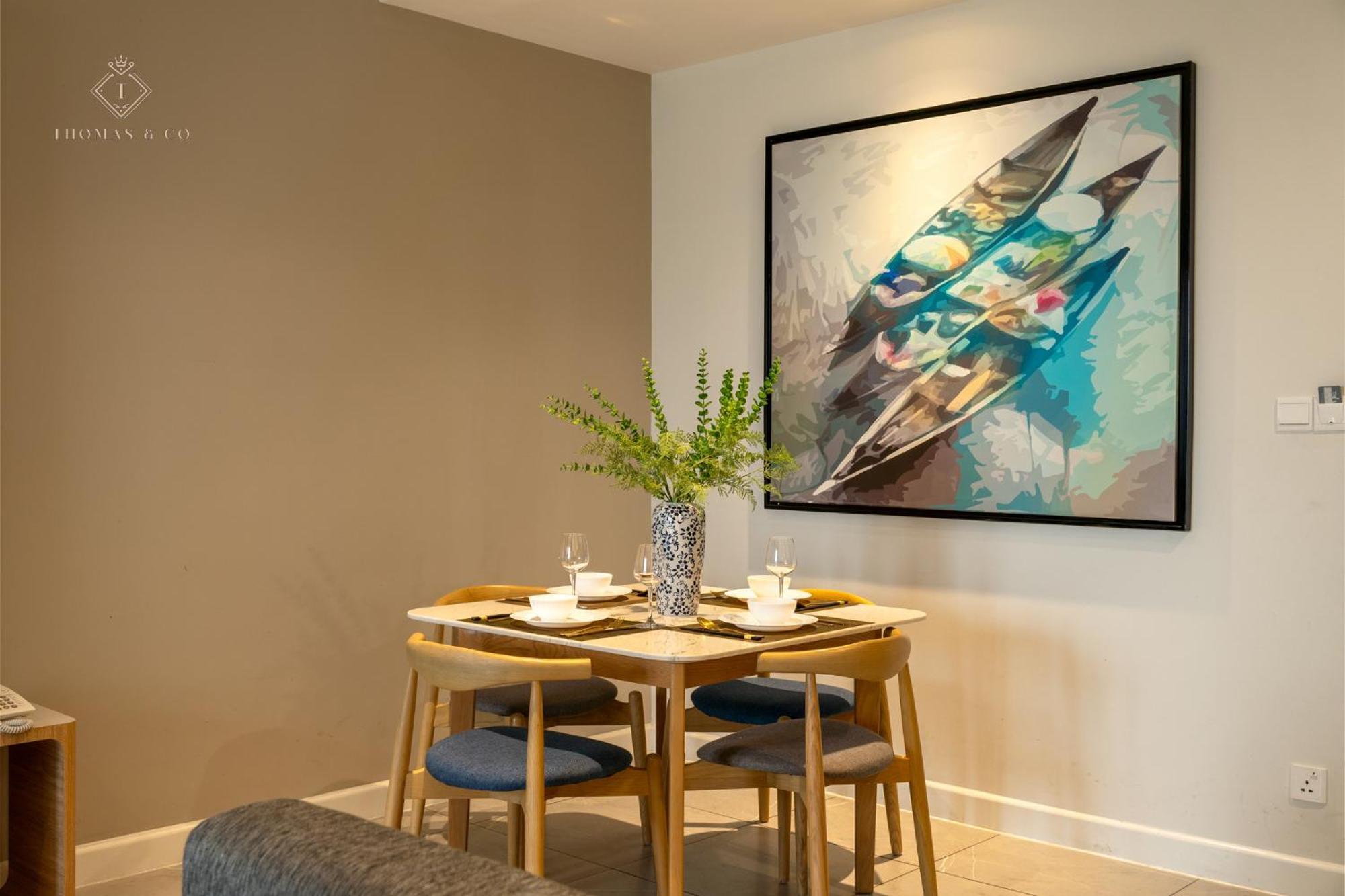 Elegant Zenity And D1mension In District 1 - Host By Thomas Apartment *
